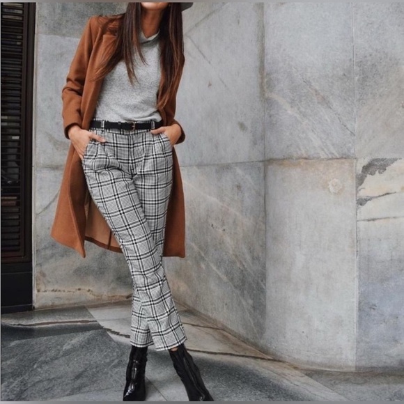 Abercrombie & Fitch Pants - Abercrombie & Fitch Black&White plaid trousers